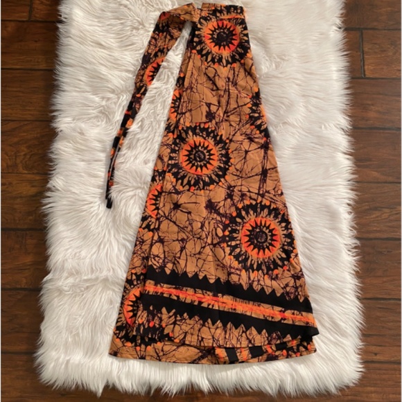 Free Size African Safari Wrap Skirt Perfect for Women of All Ages & Body Types - Picture 1 of 9